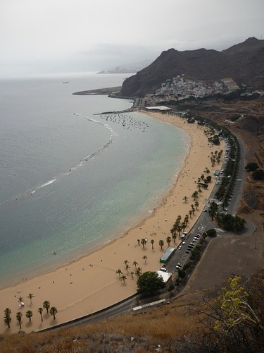 Teneriffa Puerto de la Cruz - Im Norden liegt die Stadt Puerto de la Cruz auf Teneriffa - Teneriffa Strand Santa Cruz Meer .