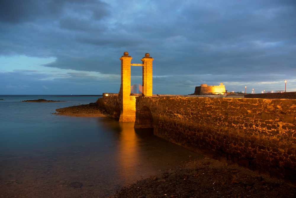 Arrecife Lanzarote - Arrecife ist die Hauptstadt von Lanzarote - Arrecife, Wasser, Meer, Kanaren, Spanien, Lanzarote.