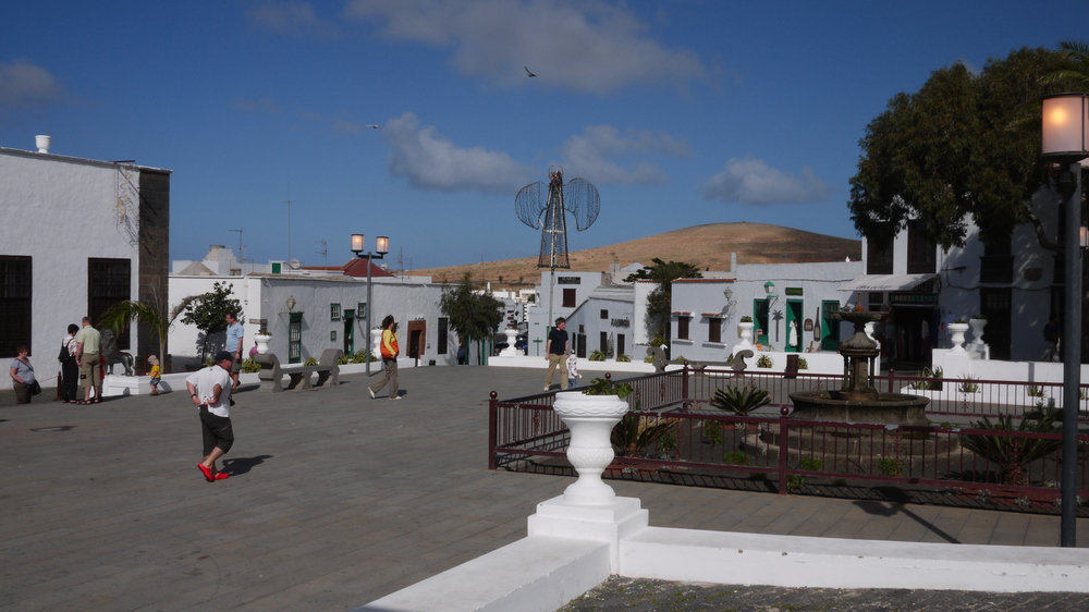 Teguise Lanzarote - die alte Hauptstadt von Lanzarote - Teguise Lanzarote Spanien Platz Plaza Kanaren Ort.