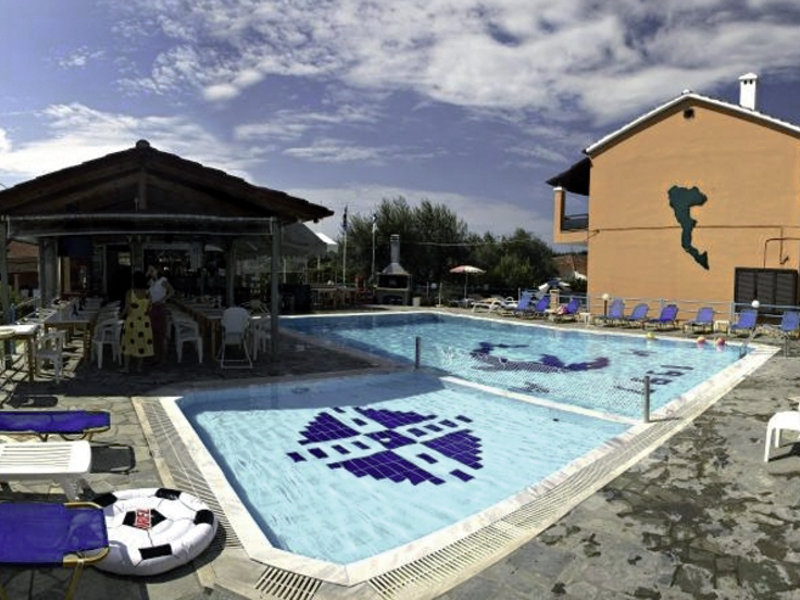 Spyridoula in Gouvia, Korfu Pool