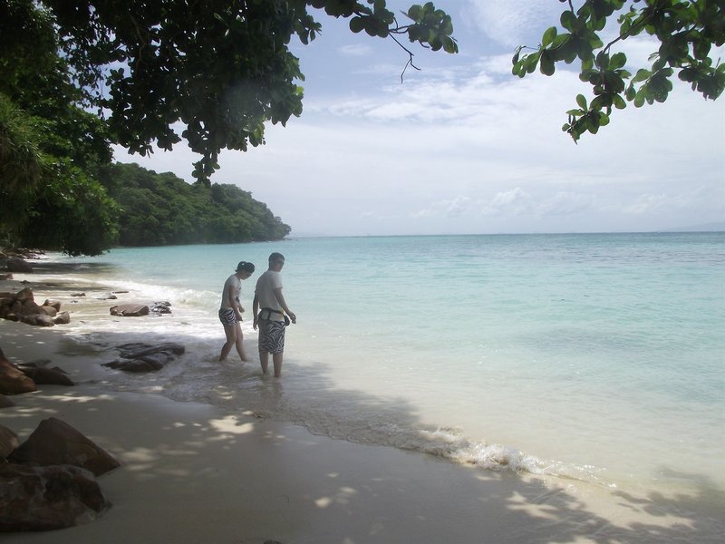 Phi Phi Natural Resort in Ko Phi Phi, Phuket (Thailand) Strand