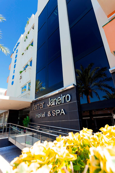 Ferrer Janeiro Hotel & Spa in Can Picafort, Mallorca Außenaufnahme