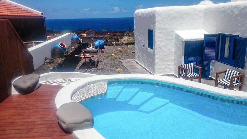 Villa Juan in Las Puntas, El Hierro (Valverde) Pool