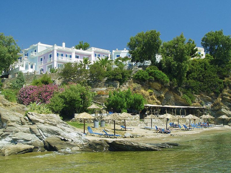 Aneroussa Beach Hotel in Batsi, Mykonos Außenaufnahme