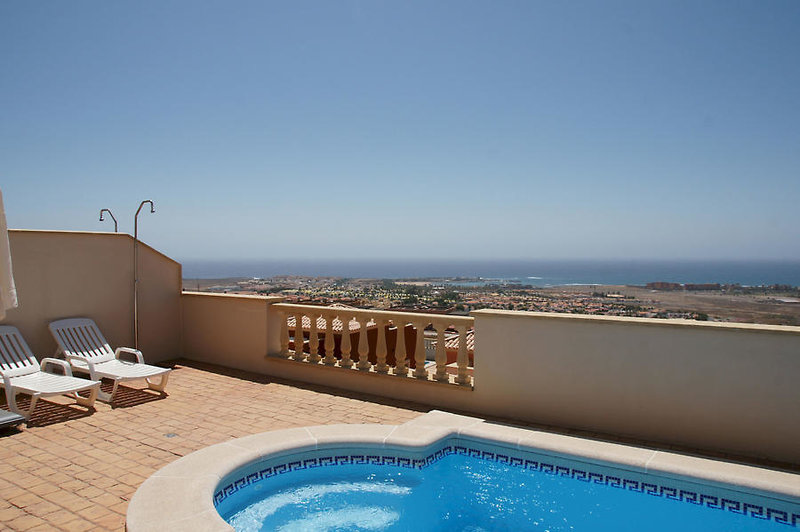 Villas Castillo in Caleta de Fuste, Fuerteventura Pool