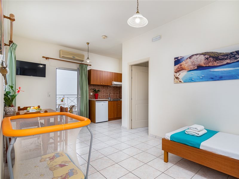 Mylos Apartments in Anissaras, Heraklion (Kreta) Badezimmer