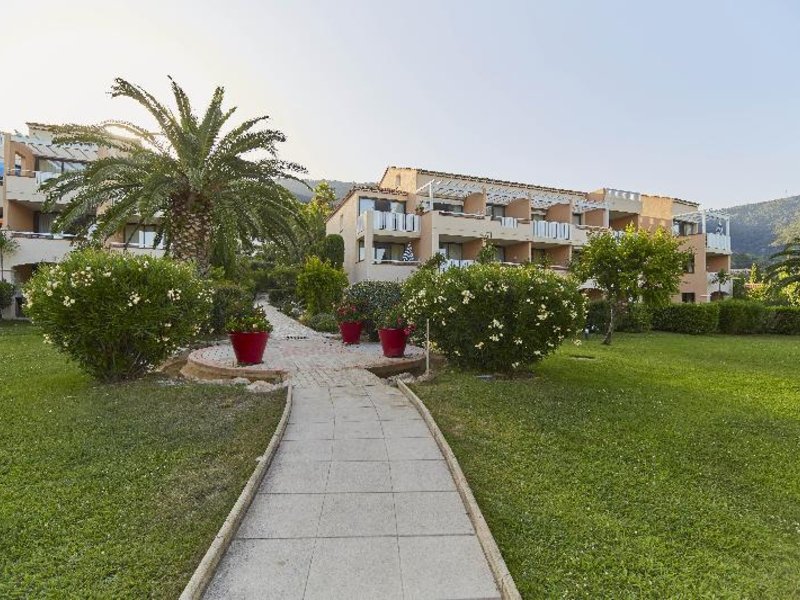 Residence L'Anse de Pramousquier in Le Lavandou, Marseille Außenaufnahme