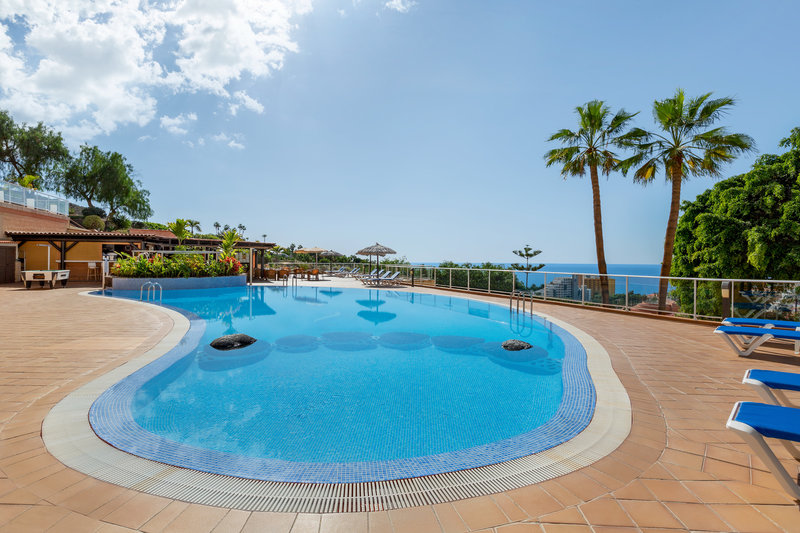 Wyndham Residences Costa Adeje in Adeje, Teneriffa Süd Pool