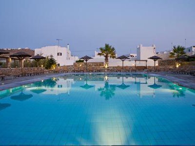 Yiannaki in Ornos, Mykonos Pool