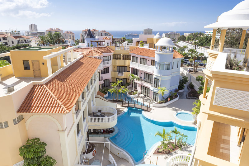 Atlas Tenerife Residence Resort in Los Cristianos, Teneriffa Süd Pool