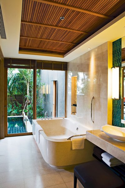 Renaissance Phuket Resort & Spa in Mai Khao Beach, Phuket (Thailand) Badezimmer