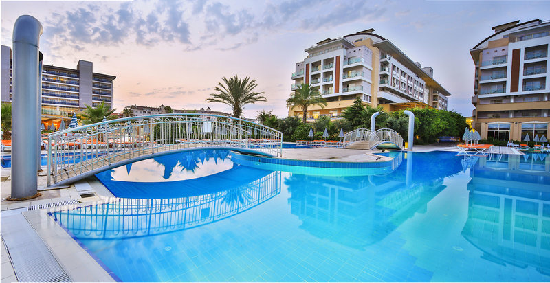 Hedef Resort & Spa in Konakli, Antalya Pool