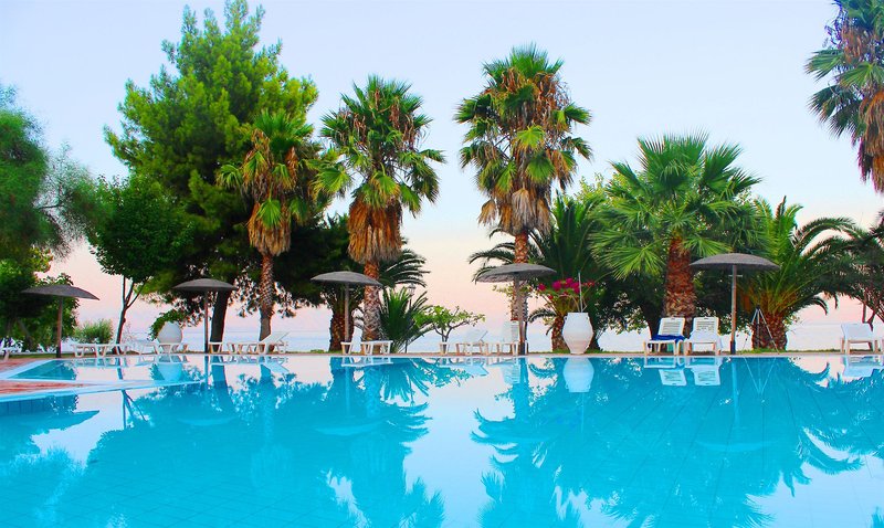 Corfu Senses Resort in Agios Ioannis Peristeron, Korfu Pool