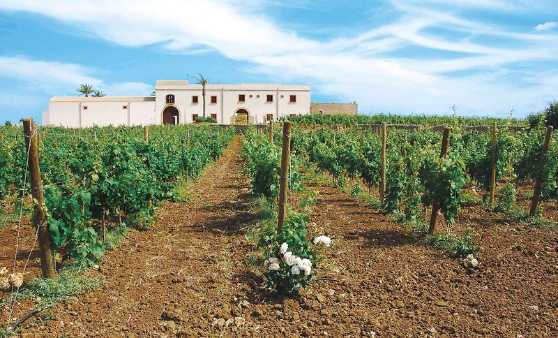 Baglio Donna Franca Wine Resort & Farm Estate in Marsala, Palermo Außenaufnahme