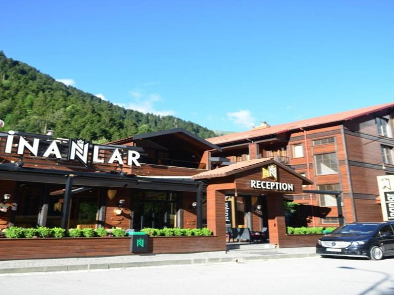 Inanlar Deluxe Hotel & Bungalow in Uzungöl, Trabzon Außenaufnahme