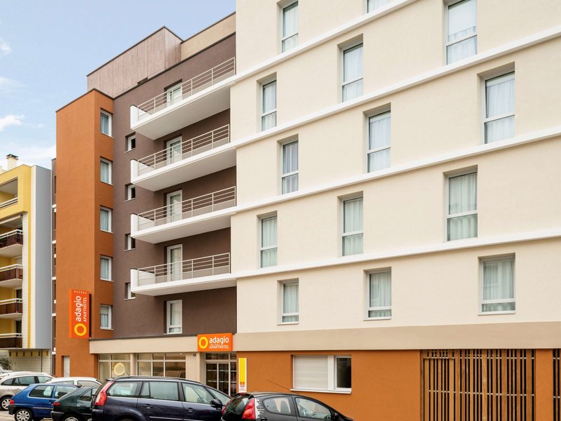 Aparthotel Adagio access Dijon République in Dijon, Paris-Charles De Gaulle Außenaufnahme