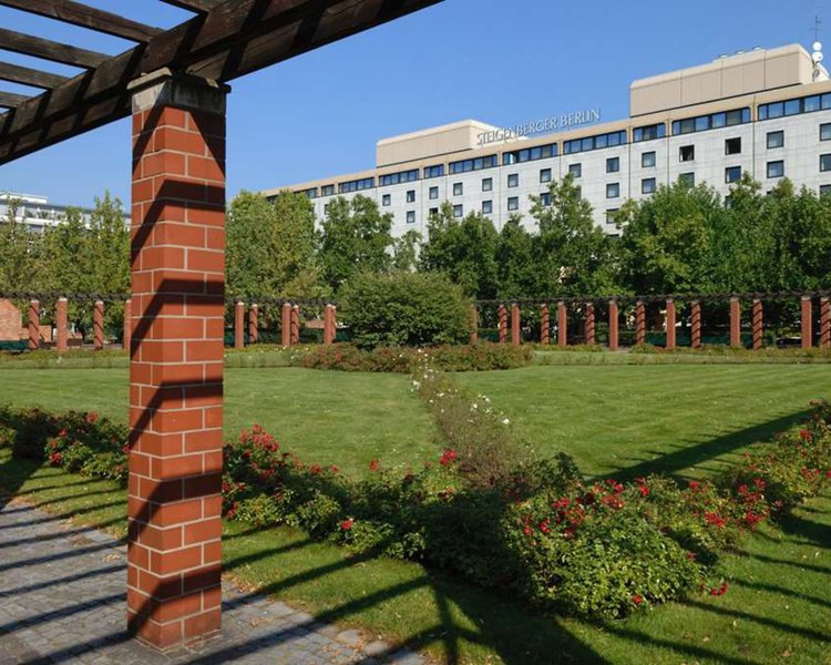 Steigenberger Hotel Berlin in Berlin, Berlin-Tegel (DE) Außenaufnahme