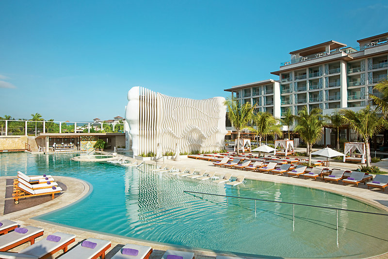 Breathless Montego Bay Resort & Spa in Montego Bay, Montego Bay (Jamaika) Pool