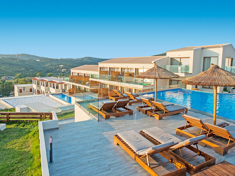 Brilliant Resort in Agios Georgios Pagon, Korfu Pool