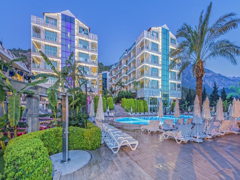 Grand Ring Hotel in Beldibi, Antalya Außenaufnahme