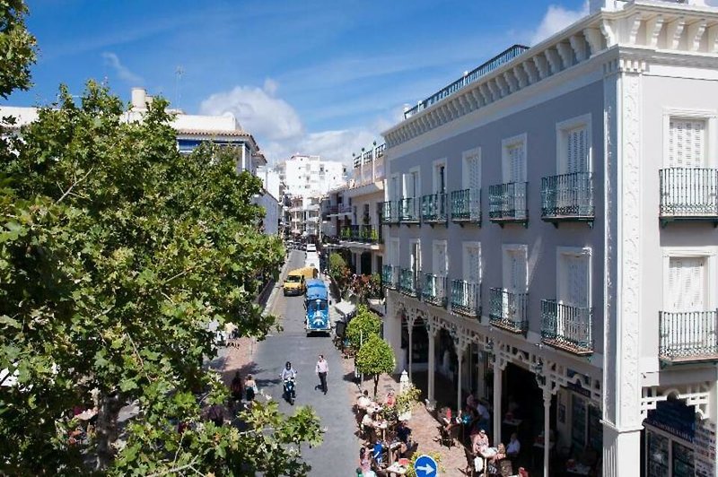 Hotel Plaza Cavana in Nerja, Malaga Außenaufnahme