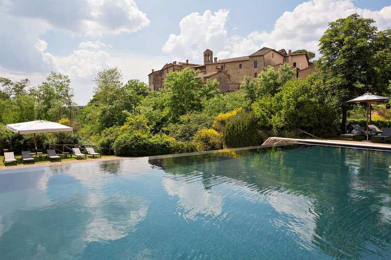 Castel Monastero Resort & Spa in Castelnuovo Berardenga, Florenz Pool