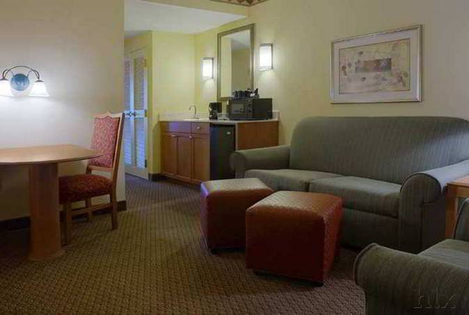 Embassy Suites by Hilton Orlando-North in Altamonte Springs, Orlando, Florida Wohnbeispiel