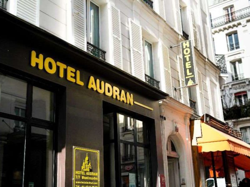 Audran in Paris, Paris-Charles De Gaulle Außenaufnahme