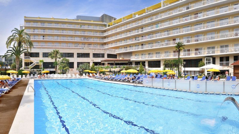 Hotel GHT Oasis Park & Spa in Lloret de Mar, Barcelona Außenaufnahme