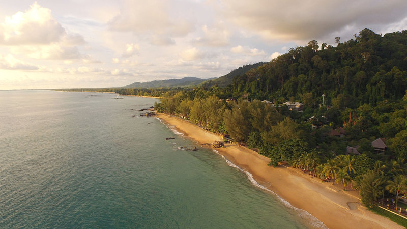 Khaolak Wanaburee Resort in Khuk Khak, Phuket (Thailand) Strand