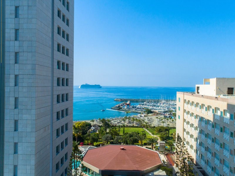 The Tower at St Raphael Resort in Limassol, Larnaca (Süden) Außenaufnahme