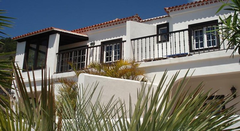 Villa Colon Apartamentos in Los Quemados, La Palma Außenaufnahme