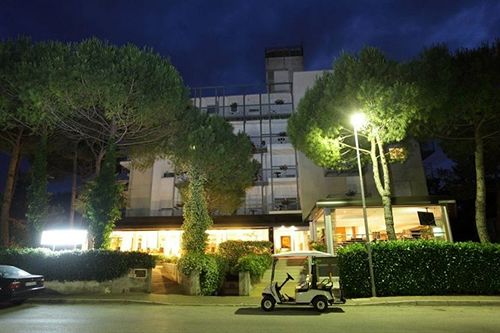 Martini in Lignano Sabbiadoro, Venedig Außenaufnahme