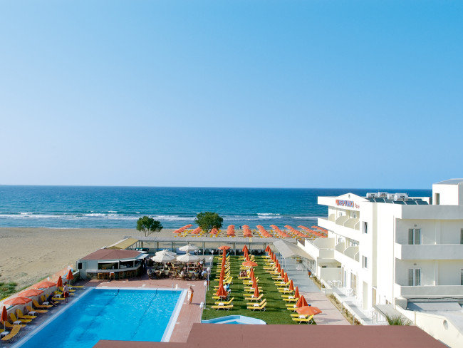 Neptuno Beach in Ammoudara, Heraklion (Kreta) Pool