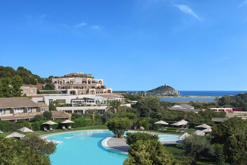 Chia Laguna Resort - Conrad Chia Laguna Sardinia in Chia, Olbia,Sardinien Pool