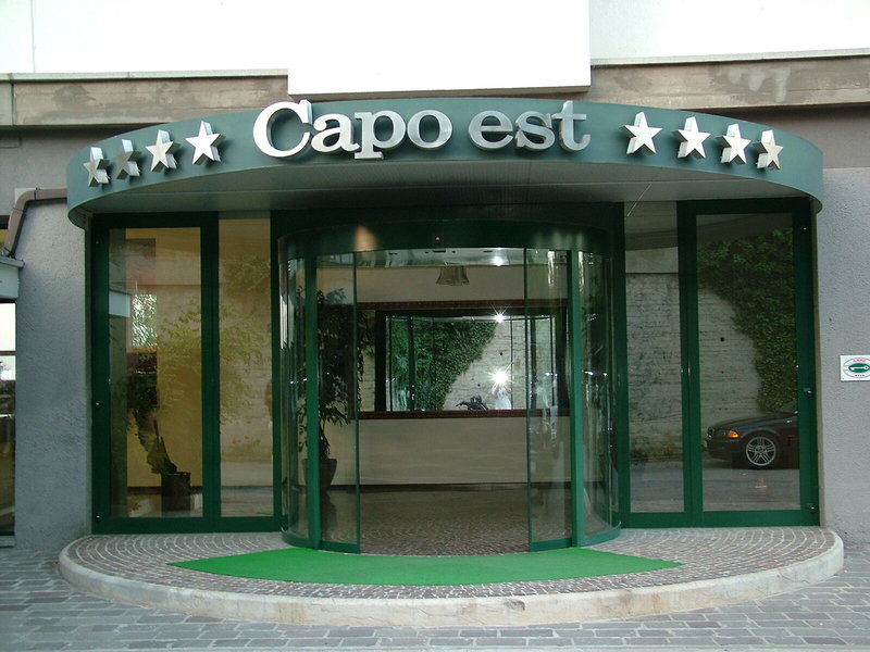 Capo Est in Gabicce Mare, Rimini Außenaufnahme