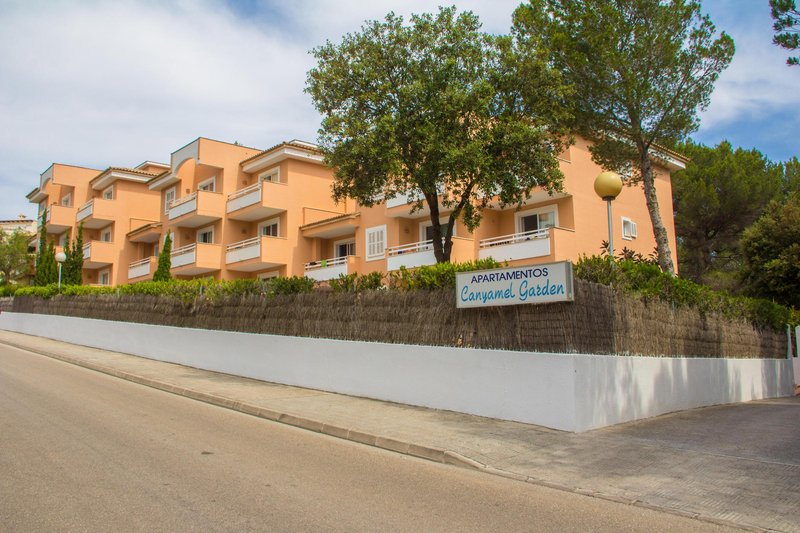 Universal Apartamentos Laguna Garden in Canyamel, Mallorca Außenaufnahme