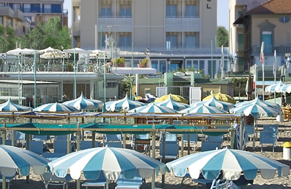 Hotel Bristol in Cattolica, Rimini Außenaufnahme