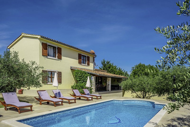 Villa Braidizza in Kavran, Pula (Kroatien) Pool