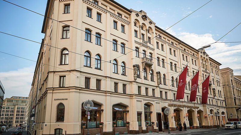 Hotel Vier Jahreszeiten Kempinski München in München, M�nchen (DE) Außenaufnahme