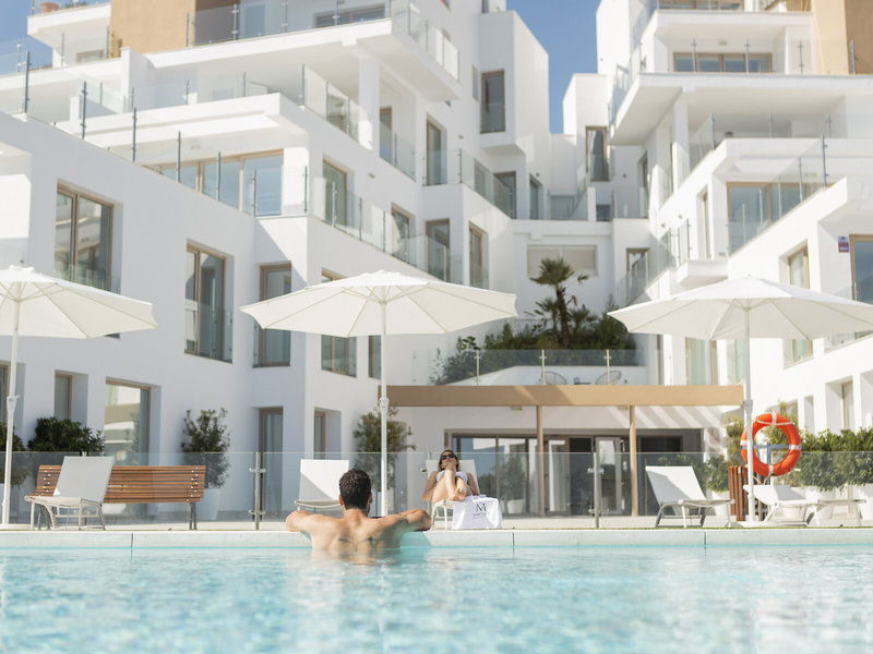 Apartamentos Martalia Nerja in Nerja, Malaga Außenaufnahme