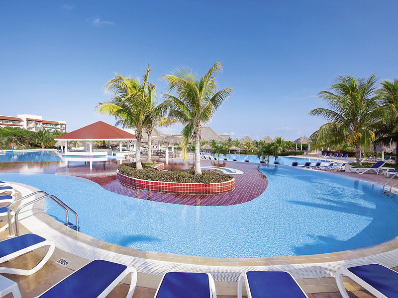 Memories Paraiso Beach Resort in Cayo Santa María, Varadero Pool