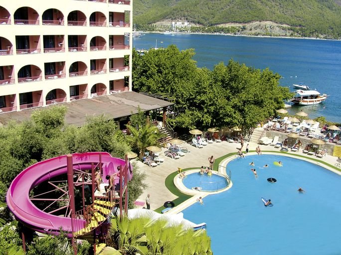 Gölmar Beach in Içmeler, Dalaman Pool