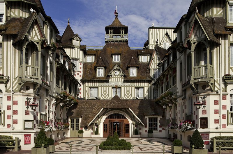 Hôtel Barriére Le Normandy in Deauville, Paris-Charles De Gaulle Außenaufnahme