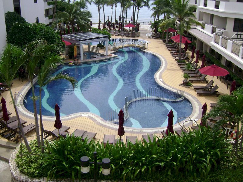 The Imperial Hua Hin Beach Resort in Pranburi, Bangkok Pool