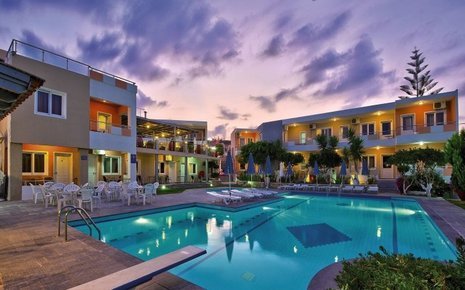 Hotel Koukouras & Lia Apartments in Kato Stalos, Chania (Kreta) Außenaufnahme