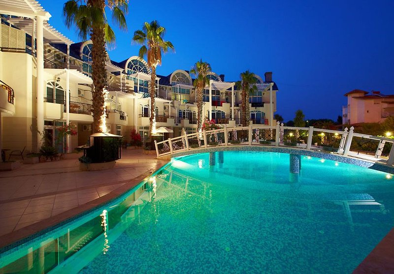 Seahorse Deluxe & Residences in Didim, Bodrum Pool