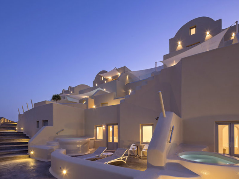 Skyfall Suites in Pyrgos, Santorini Außenaufnahme