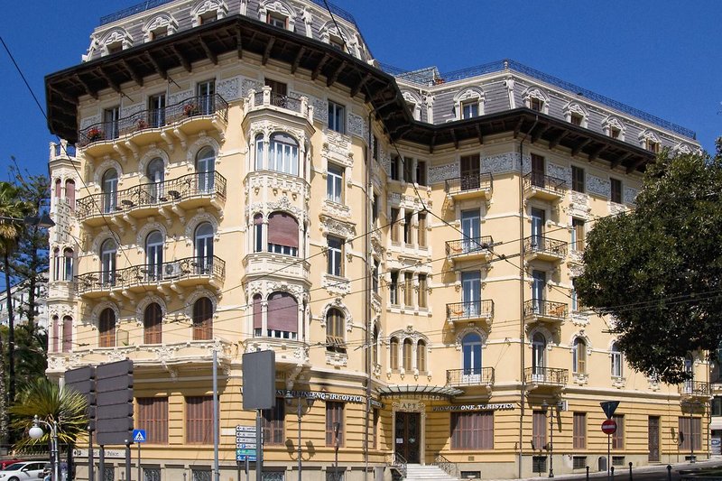 Lolli Palace in Sanremo, Genua Außenaufnahme