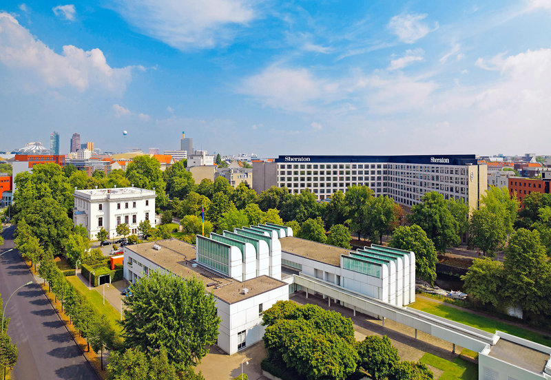 Sheraton Berlin Grand Hotel Esplanade in Berlin, Berlin-Tegel (DE) Außenaufnahme